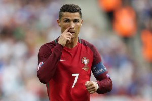 开云体育下载-欧冠决赛之夜，约基奇成为全场焦点