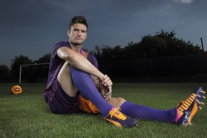 开云体育世界杯-太阳碾压湖人，浓眉从玻璃人到关键先生的淬火之路