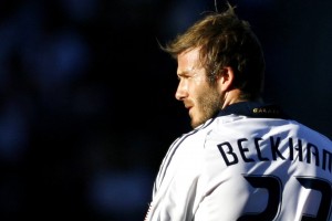 开云下载-英超争冠焦点战，76人连续得分压制新疆队？一场跨越时空的体育迷狂想