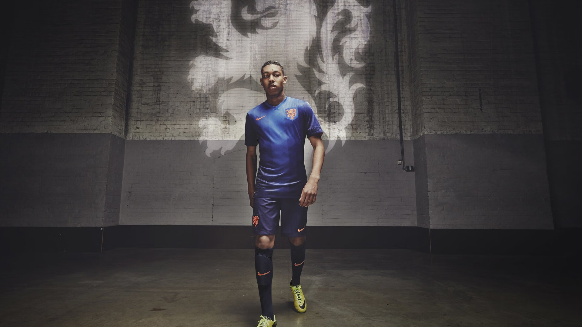 基耶萨奥运前夜接管比赛，威尔士淘汰赛过关皇马启示录