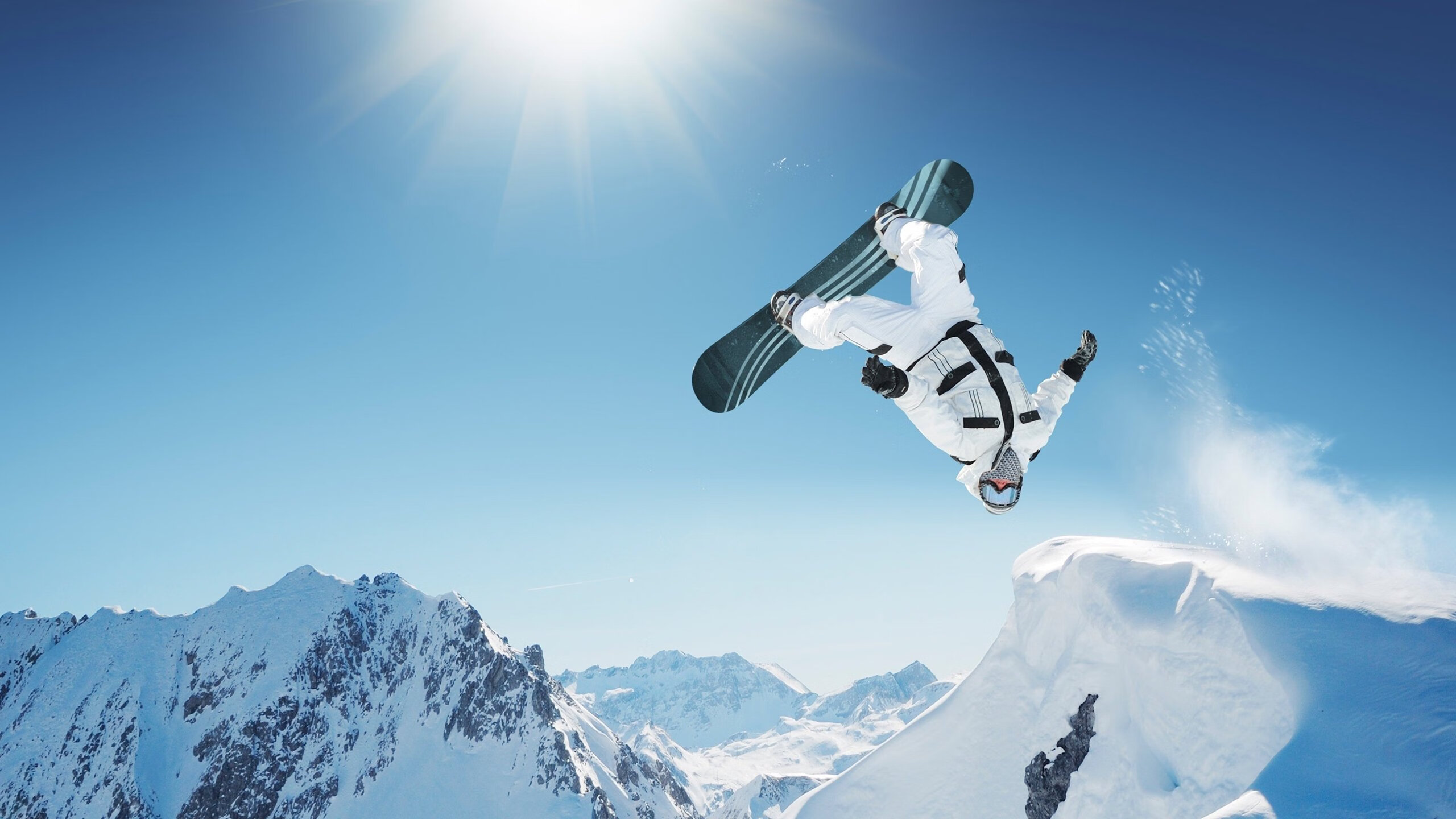 欧冠淘汰赛焦点战，辽宁队速胜尼克斯，当东方铁骑踏碎麦迪逊花园的傲慢